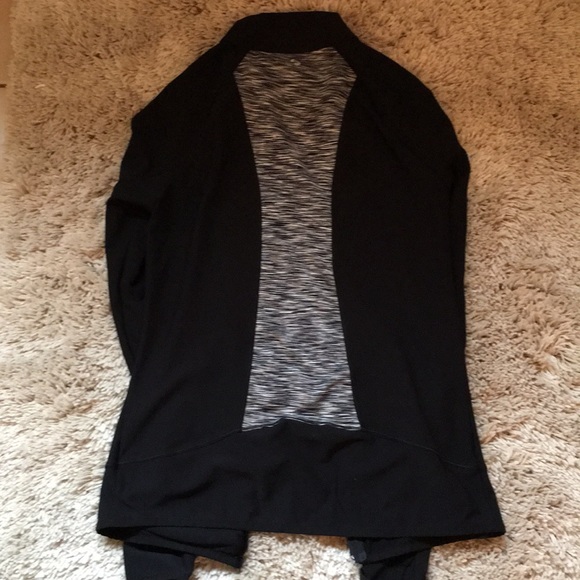 Zip up - Picture 2 of 2